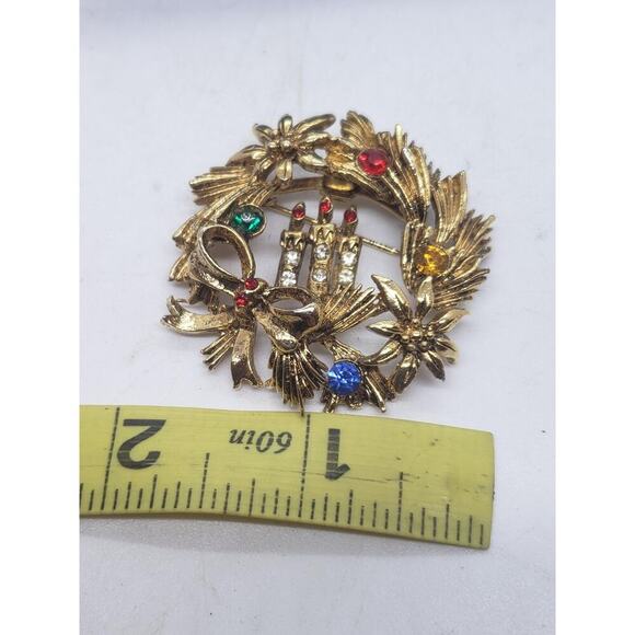 Vintage Brooch Christmas Wreath Candles Ornaments Gold Tone Rhinestones Beatrix - Picture 5 of 7